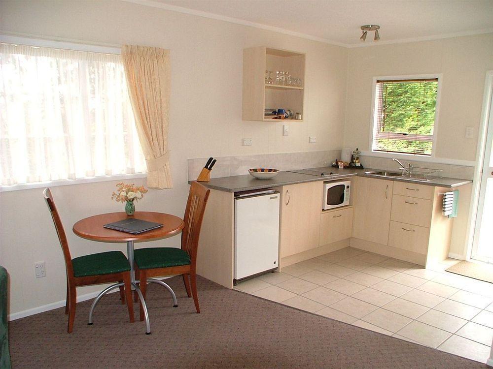 Ash Grove Boutique Motel Пайхия Екстериор снимка