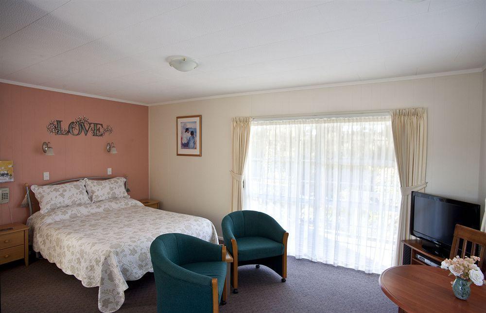 Ash Grove Boutique Motel Пайхия Екстериор снимка