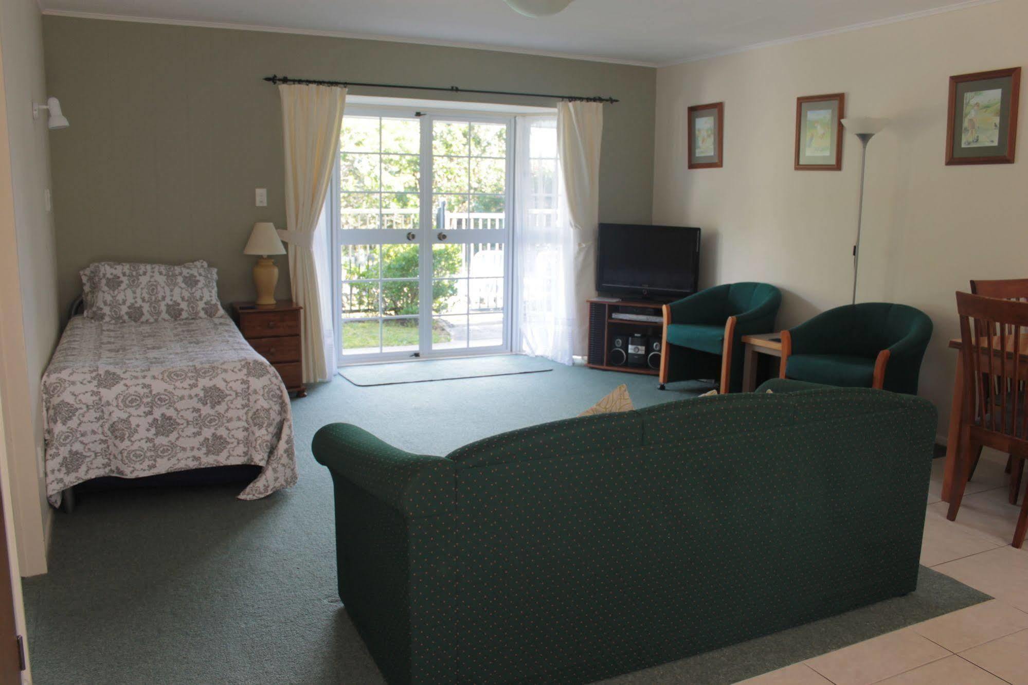 Ash Grove Boutique Motel Пайхия Екстериор снимка