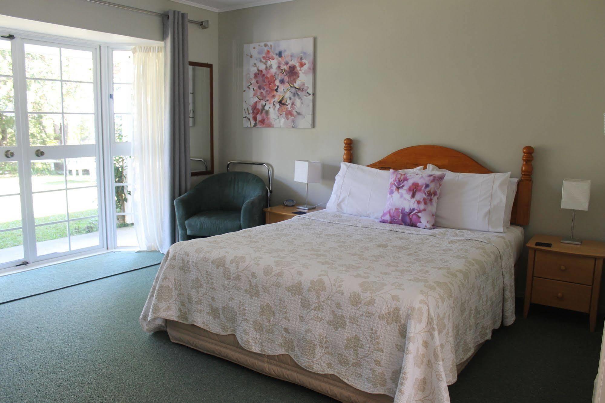 Ash Grove Boutique Motel Пайхия Екстериор снимка