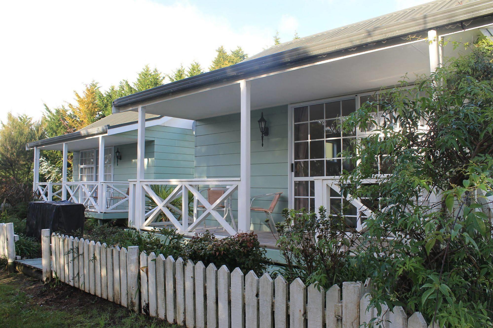 Ash Grove Boutique Motel Пайхия Екстериор снимка